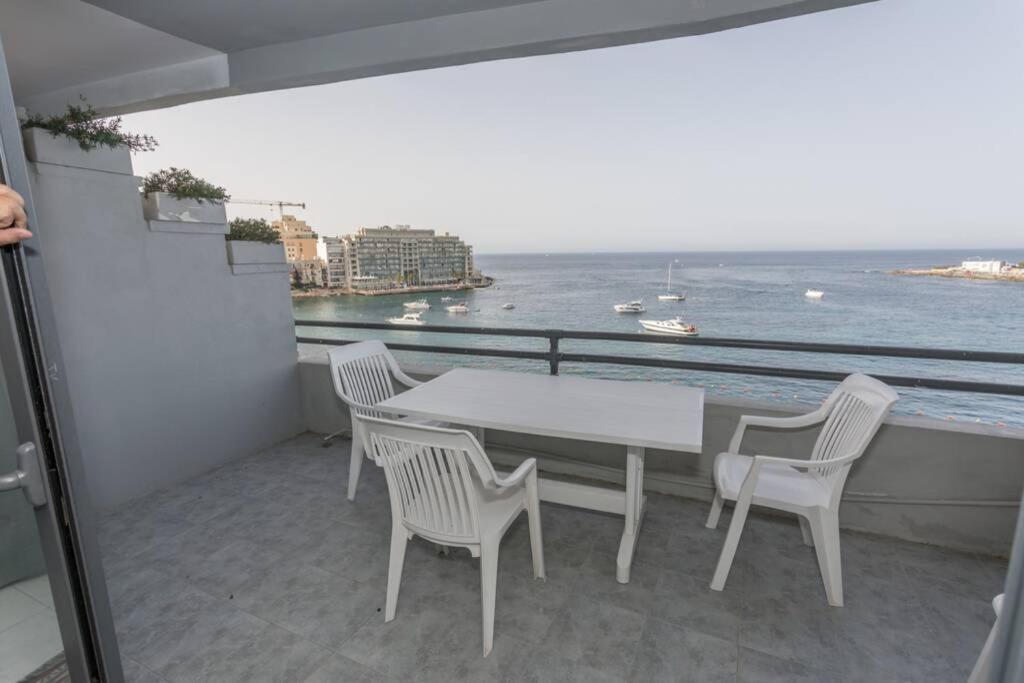 شقة St Julians' Sea Front, Spectacular View,